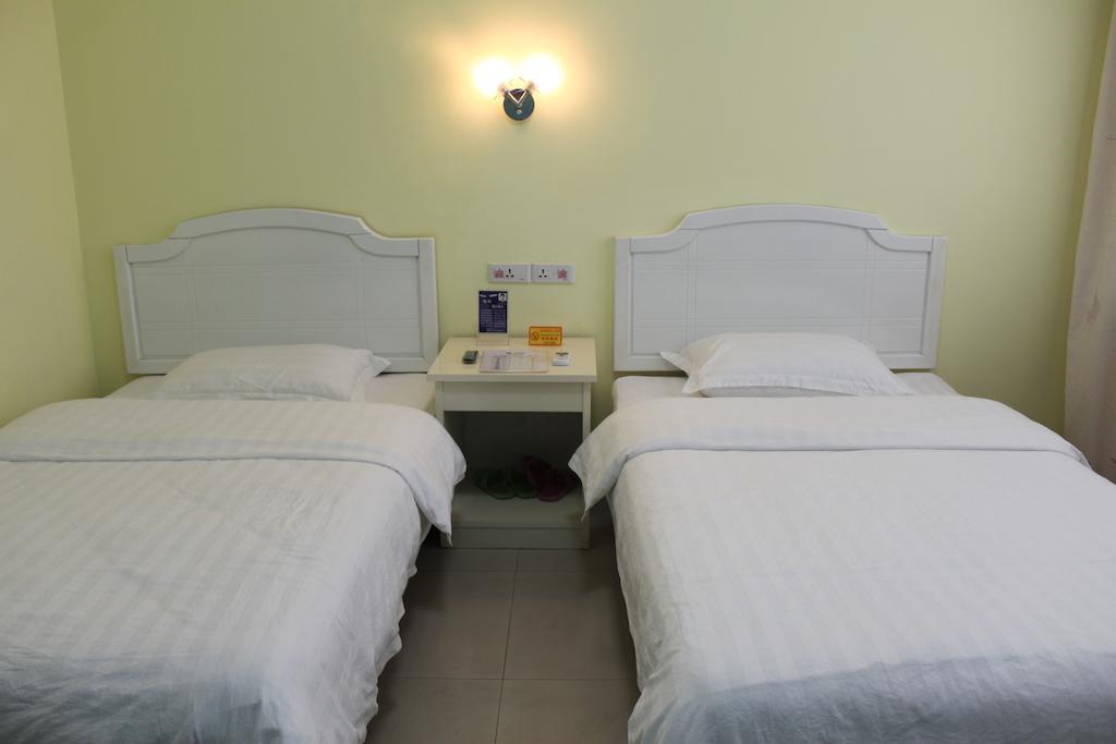 Yangshuo Romantic Inn หยางซั่ว ภายนอก รูปภาพ