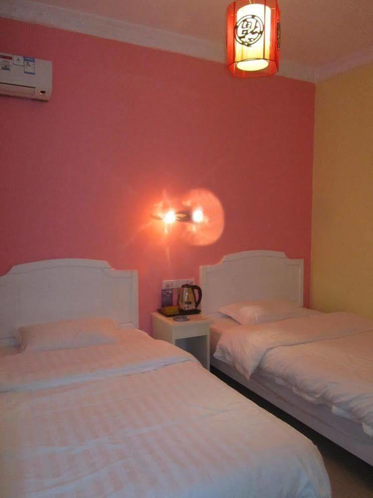 Yangshuo Romantic Inn หยางซั่ว ภายนอก รูปภาพ
